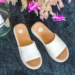 Women Yellow Box Slides><noscript><img width=