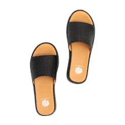 Women Yellow Box Slides><noscript><img width=