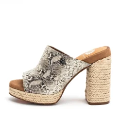 Women Yellow Box Slides>Ambur