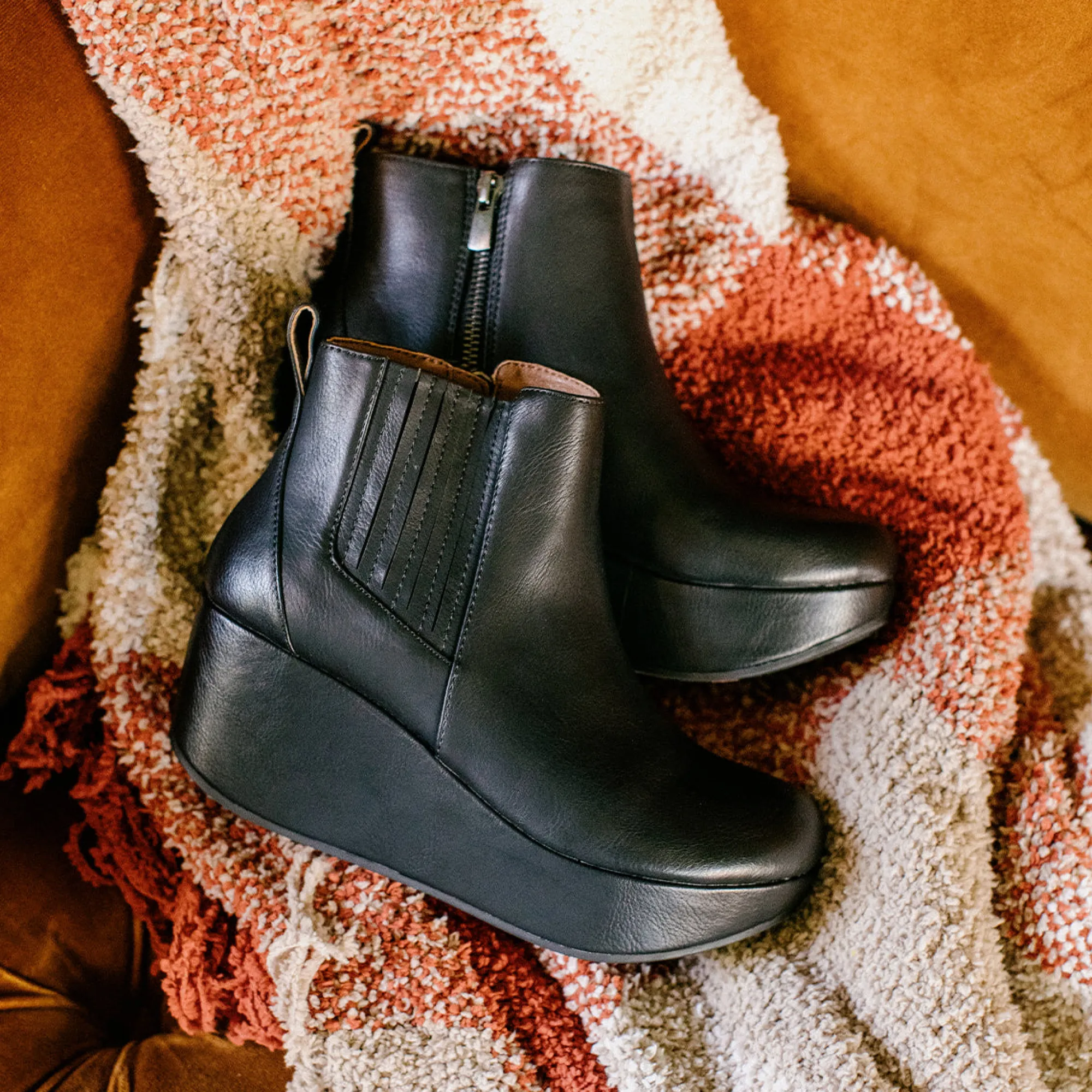 Women Yellow Box Boots & Booties>Belin Wedge Boot