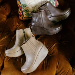 Women Yellow Box Boots & Booties><noscript><img width=