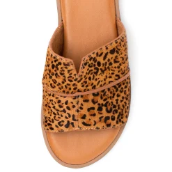 Women Yellow Box Slides><noscript><img width=