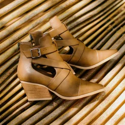 Women Yellow Box Boots & Booties><noscript><img width=