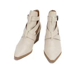 Women Yellow Box Boots & Booties><noscript><img width=