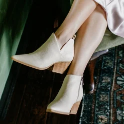 Women Yellow Box Boots & Booties><noscript><img width=