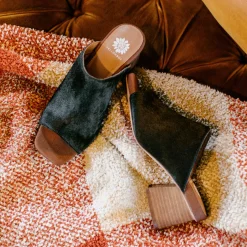 Women Yellow Box Heels & Wedges><noscript><img width=