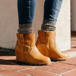 Women Yellow Box Boots & Booties><noscript><img width=