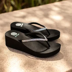 Women Yellow Box Flip Flops><noscript><img width=