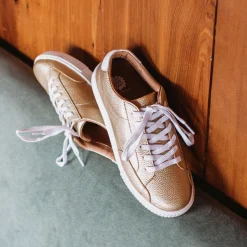 Women Yellow Box Sneakers & Flats><noscript><img width=