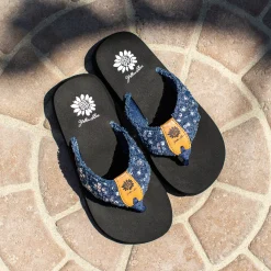 Women Yellow Box Flip Flops><noscript><img width=