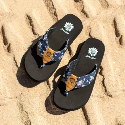 Women Yellow Box Flip Flops><noscript><img width=