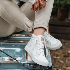 Women Yellow Box Sneakers & Flats><noscript><img width=