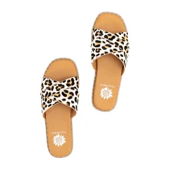 Women Yellow Box Slides><noscript><img width=