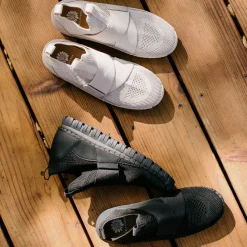 Women Yellow Box Sneakers & Flats><noscript><img width=