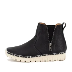 Women Yellow Box Sneakers & Flats><noscript><img width=