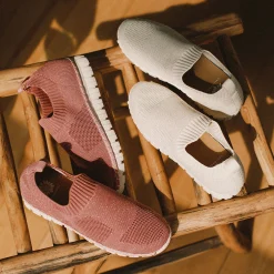 Women Yellow Box Sneakers & Flats><noscript><img width=