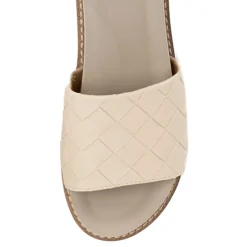 Women Yellow Box Sandals><noscript><img width=