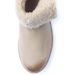 Women Yellow Box Sneakers & Flats><noscript><img width=