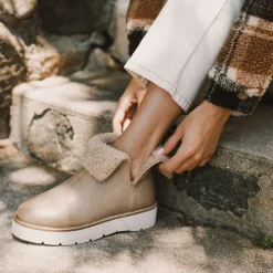 Women Yellow Box Sneakers & Flats><noscript><img width=