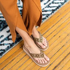 Women Yellow Box Flip Flops><noscript><img width=