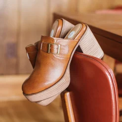 Women Yellow Box Heels & Wedges><noscript><img width=