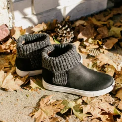 Women Yellow Box Sneakers & Flats><noscript><img width=