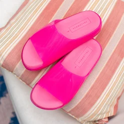 Women Yellow Box Slides><noscript><img width=