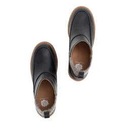 Women Yellow Box Sneakers & Flats><noscript><img width=