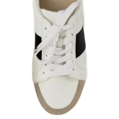 Women Yellow Box Sneakers & Flats><noscript><img width=