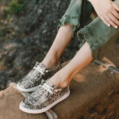 Women Yellow Box Sneakers & Flats><noscript><img width=