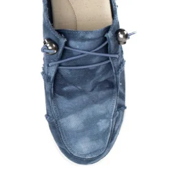 Women Yellow Box Sneakers & Flats><noscript><img width=