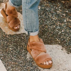 Women Yellow Box Sandals><noscript><img width=