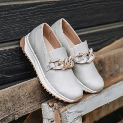 Women Yellow Box Sneakers & Flats><noscript><img width=