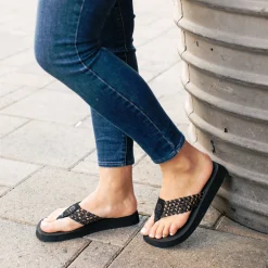 Women Yellow Box Flip Flops><noscript><img width=