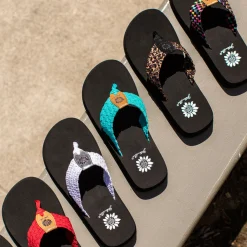 Women Yellow Box Flip Flops><noscript><img width=