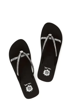 Women Yellow Box Flip Flops><noscript><img width=