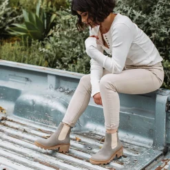 Women Yellow Box Boots & Booties><noscript><img width=