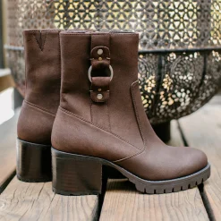 Women Yellow Box Boots & Booties><noscript><img width=