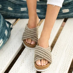 Women Yellow Box Sandals><noscript><img width=