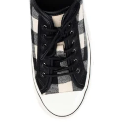 Women Yellow Box Sneakers & Flats><noscript><img width=