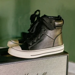 Women Yellow Box Sneakers & Flats><noscript><img width=