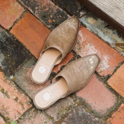 Women Yellow Box Clogs & Mules><noscript><img width=