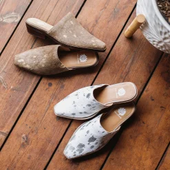 Women Yellow Box Clogs & Mules><noscript><img width=