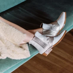 Women Yellow Box Boots & Booties><noscript><img width=